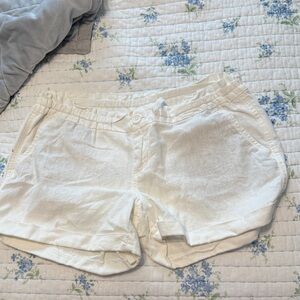 Old Navy Women's Cream Cargo Shorts
